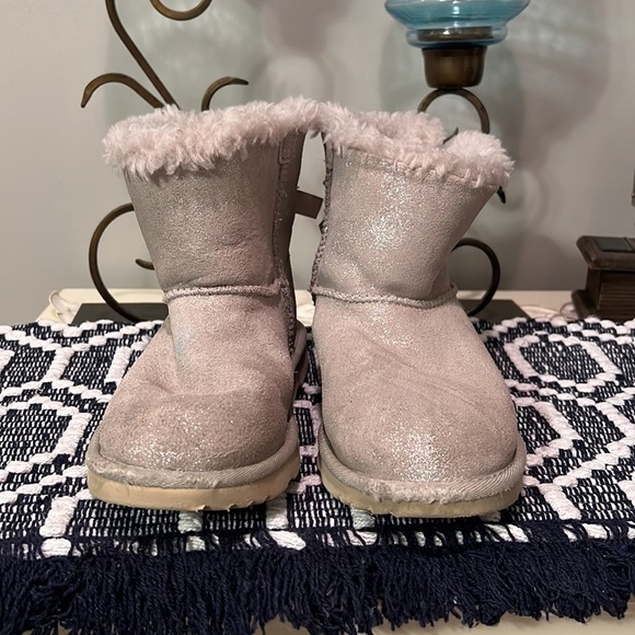 Classic Sparkle Bow Boot | UGG - Picture 2 of 10